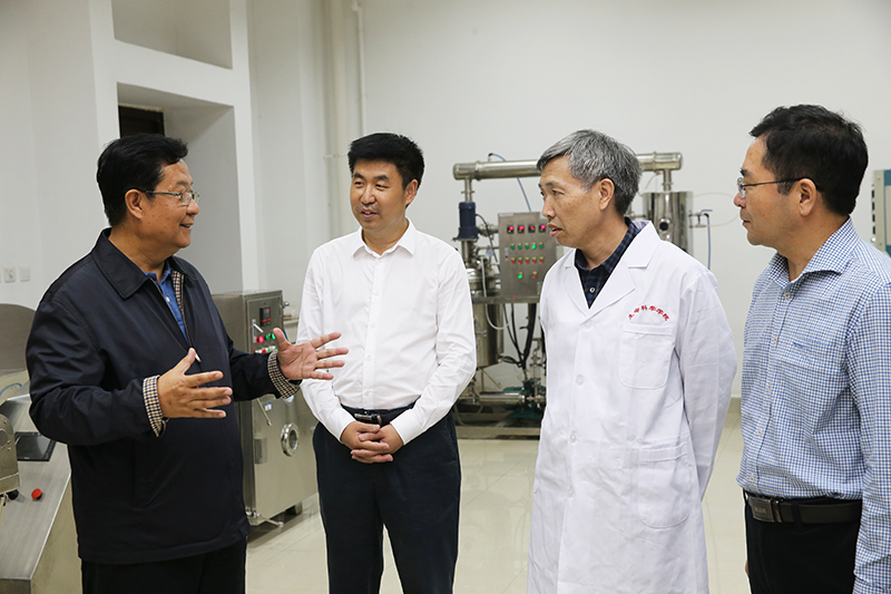 00000AT8V4059.jpg 00000AT8V4059.jpg