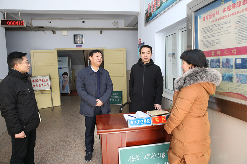学生公寓.JPG