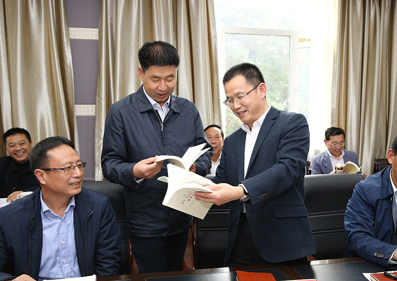 AT8V6778宋书记、第二次推进会.JPG