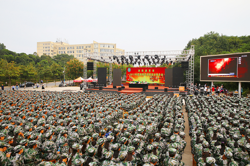 000000AT8V3228.jpg 000000AT8V3228.jpg