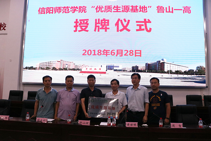 马克思.jpg 马克思.jpg