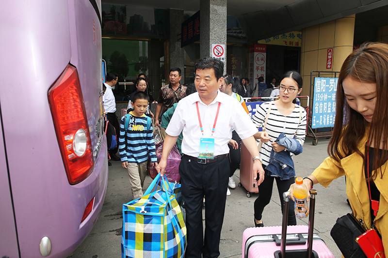 000AT8V2772.jpg 000AT8V2772.jpg