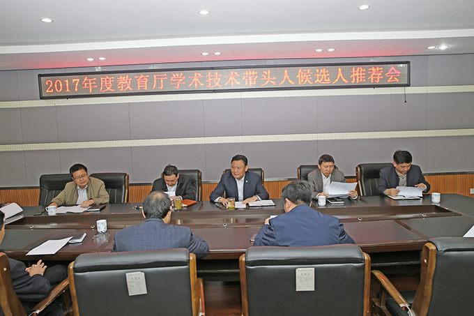 AT8V3700 拷贝副本.jpg