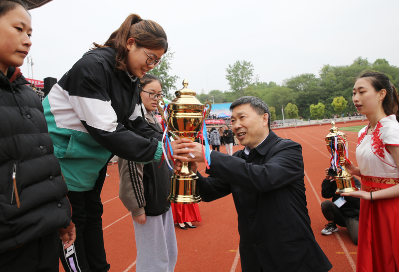 AT8V0046.JPG